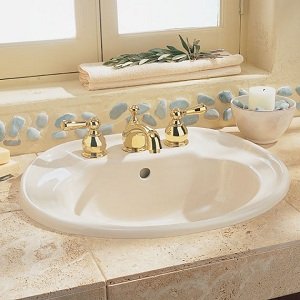 The Hampton faucet is available in polished chrome, polished brass, and satin nickel finishes.